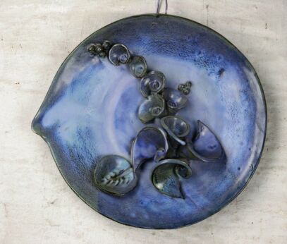 Ceramic Charger Plate Wall Hanging 3D Blue Marked Ballas Leafs Flowers Beautiful