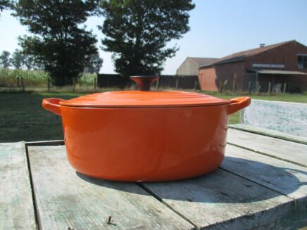 vintage French Small Oval Le Creuset Cast Iron Dutch Oven Casserole Orange