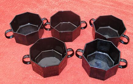 Vintage Retro Arcoroc Octagon Octime Black Kitchenware 5 bowls with Ears Rare