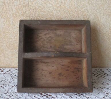 Vintage Old Wood Carpenter Tool Box Caddy Carrier Rustic Primitive  Garden