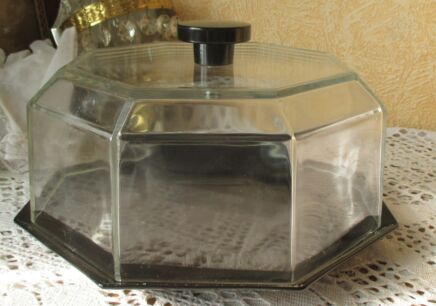 Vintage Retro Arcoroc Octagon Octime Cake Cheese Dome Plate covered France