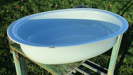 Large Vintage Enamel Bath Tub Retro Baby Blue Infant Doll Wash Basin Shabby Chic