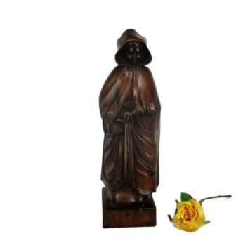 Hand Carved Wooden Statue Figurine Old Lace Lady Bruges Signed Vannet