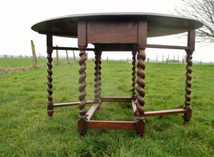 Antique Barley Twist Oak Oval Drop Leaf Gate Table Gorgeous