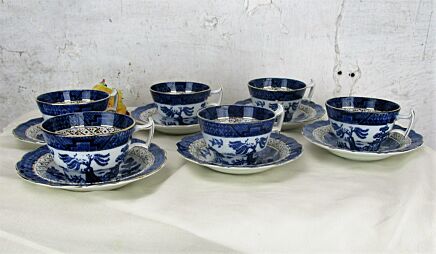 Set of 6 cups and Saucers Real Old Willow Booths Blue White Vintage