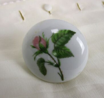 Porcelaine de Paris Marked Bathroom set Hooks & doorknob Rose Buds Porcelain