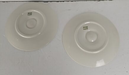 two white  Pottery faience Ceramic Oyster Plates Seafood Crab Boch La Louviere Belgium stylish