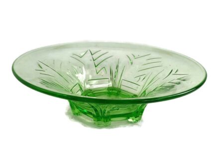 Depression Glass Art glass Uranium Antique Art Deco Green Serving decorative Dish Centerpiece