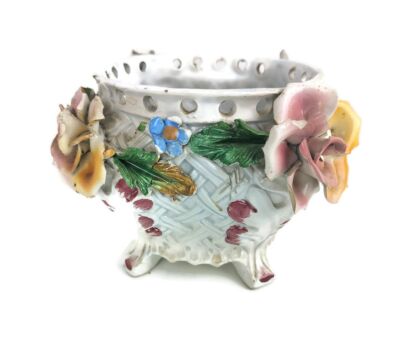 antique Capodimonte Planter Italy Flower pot cachetpot, 3d flowers, porcelain 