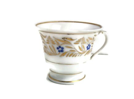 antique Limoges style large cup Commiunion cup gold gilden porcelain 