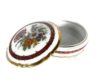 Limoges France Porcelain trinket jewelry box round hand painted vintage 