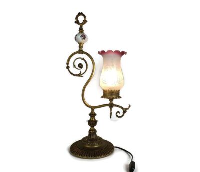 Vintage  Desk table Nightstand lamp porcelain flower pattern  Etched glass shade Cranberry Brass