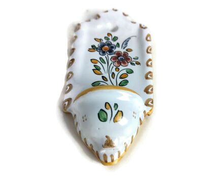 Small vintage Holy water font faienc hand painted wall hanging  Spain Frandesa Talavera