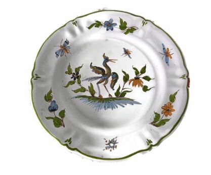 charger decorative plate France Moustiers vintage bird of paradise lovely small