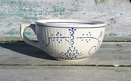 Small Vintage Coffee Cup Boch Copenhague Kopenhagen Keramis Blue White Lovely