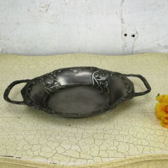 Oval Faitman Tin Serving Tray Centerpiece Fruit Dish Handles Ornate Embossed