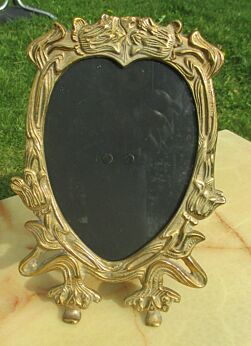 Rare Beautiful Antique Brass Picture Frame Ornate Flowers Tulips Heart shape