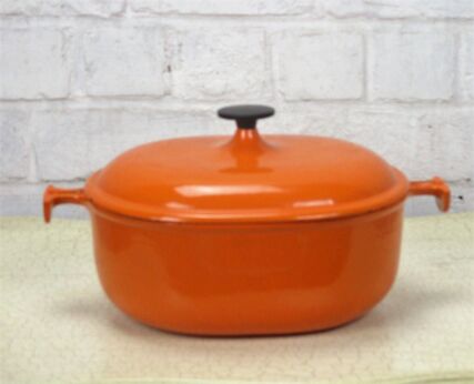 vintage French Oval Le Creuset Cast Iron Dutch Oven Casserole Orange 25