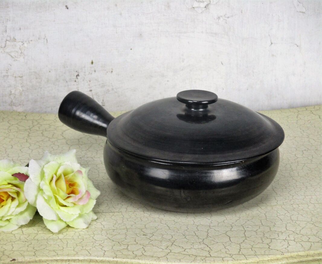 Large cooking skillet pan with lid in traditional pottery of Vallauris